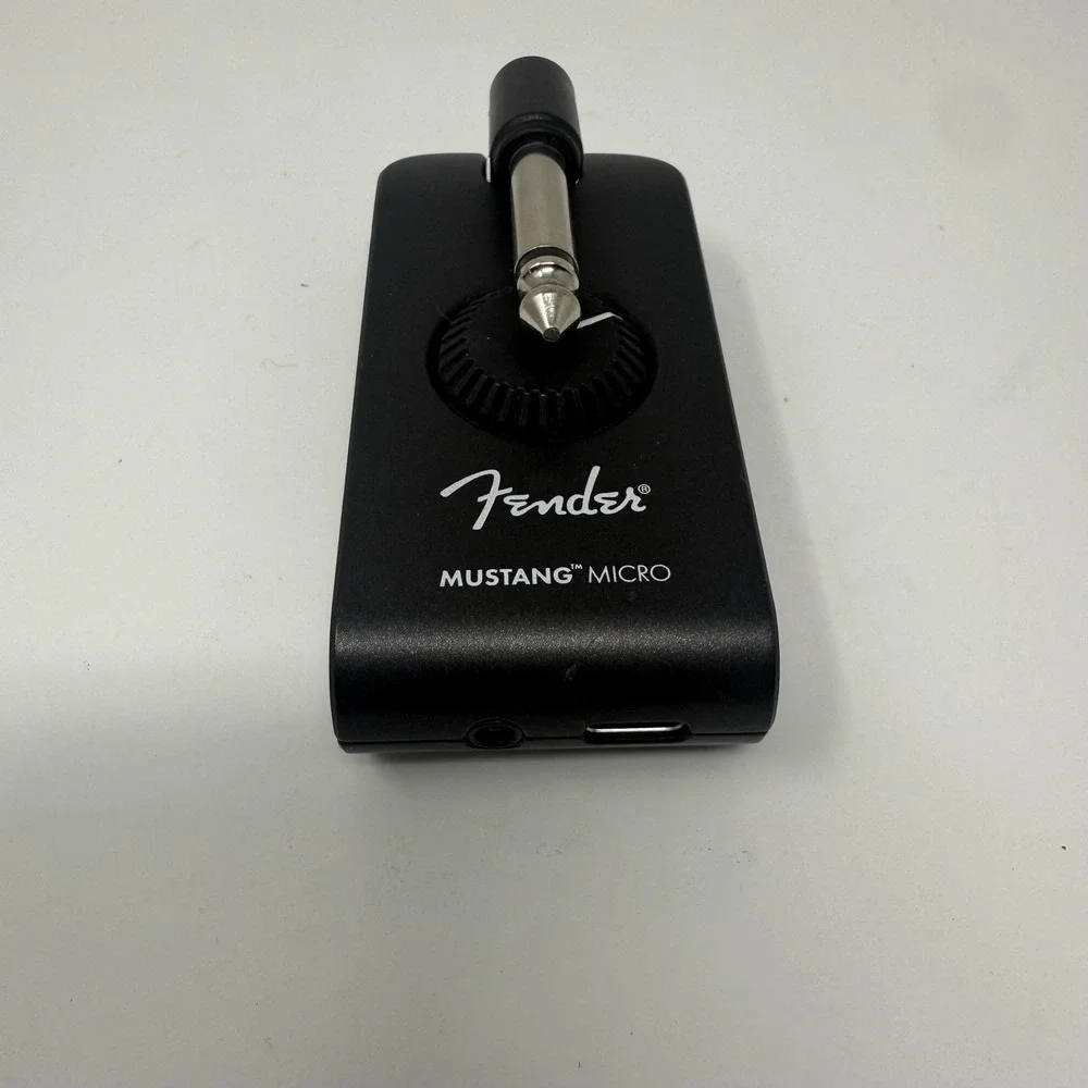 Fender mustang micro